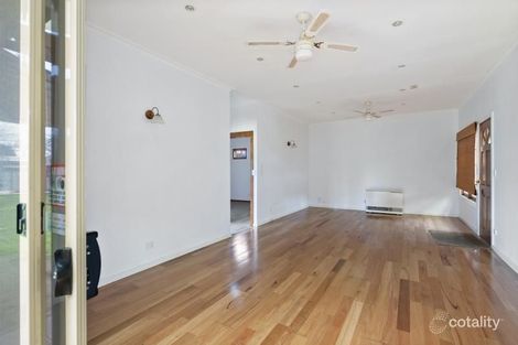 Property photo of 22 Lake Street Wendouree VIC 3355