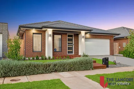 Property photo of 11 Octagonal Street Bonnie Brook VIC 3335
