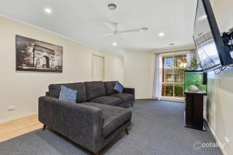 Property photo of 11 Glenaire Crescent Cranbourne West VIC 3977