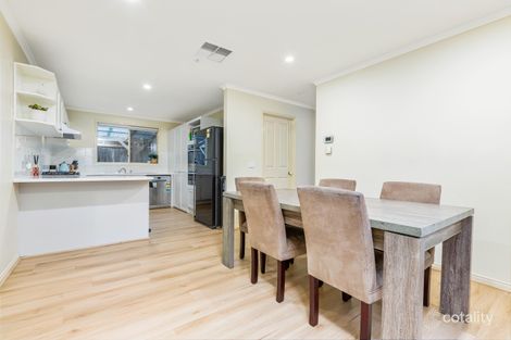 Property photo of 11 Glenaire Crescent Cranbourne West VIC 3977