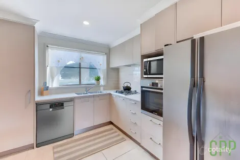 Property photo of 29 Spratt Court Casey ACT 2913