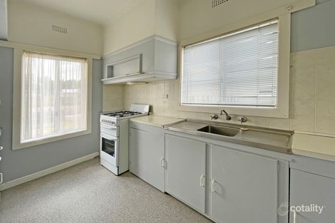 Property photo of 24 Gloucester Place Warragul VIC 3820