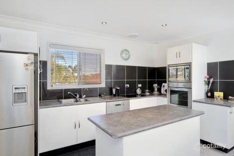 Property photo of 44 Murraba Crescent Gwandalan NSW 2259
