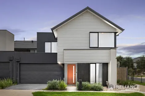 11 Interlaken Ave, Manor Lakes, VIC 3024