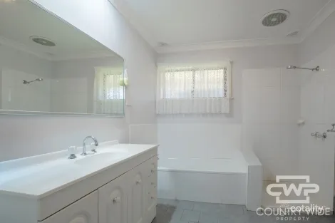 Property photo of 9955 New England Highway Glen Innes NSW 2370