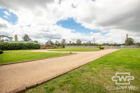 Property photo of 9955 New England Highway Glen Innes NSW 2370