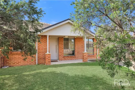 Property photo of 2/2 Minimbah Close Hillvue NSW 2340