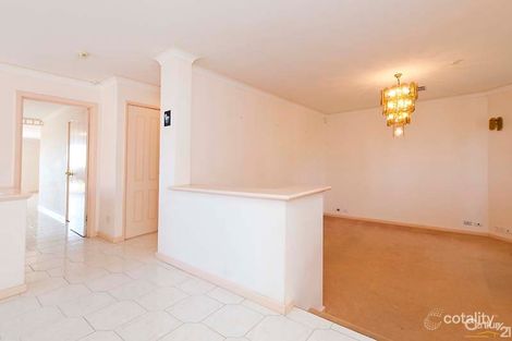 Property photo of 138 Southern Cross Circle Ocean Reef WA 6027