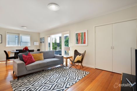 Property photo of 24 Roslyn Street Strathmore VIC 3041