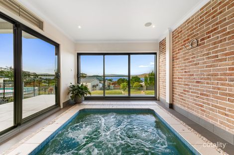 Property photo of 17 View Parade Saratoga NSW 2251