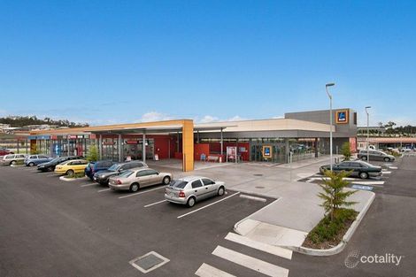 Property photo of 27 Isetta Court Upper Coomera QLD 4209