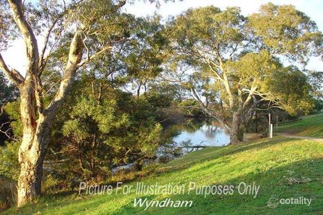 Property photo of 13 Cromwell Road Werribee VIC 3030