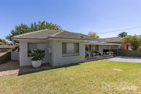 274 Bourke St, Tolland, NSW 2650