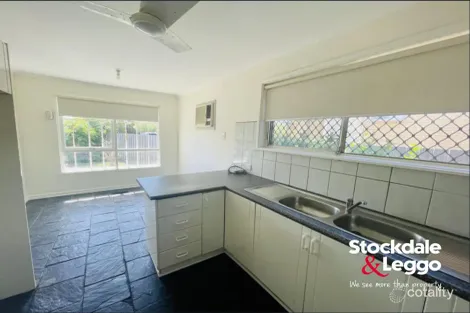 Property photo of 2 Winn Grove Lalor VIC 3075