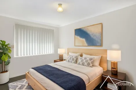 Property photo of 3 Dolomite Place Eagle Vale NSW 2558
