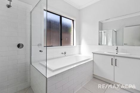 Property photo of 15 Pembridge Avenue Williams Landing VIC 3027
