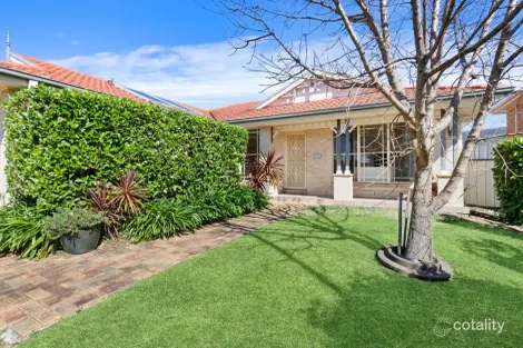 Property photo of 14 Highcroft Boulevard Horsley NSW 2530
