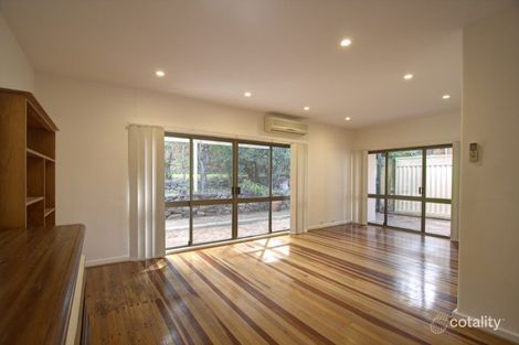 Property photo of 27 Highland Terrace St Lucia QLD 4067