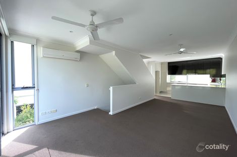 Property photo of 33/5036 Emerald Island Drive Carrara QLD 4211
