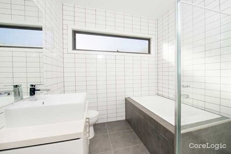 Property photo of 1/68 Bowes Avenue Airport West VIC 3042