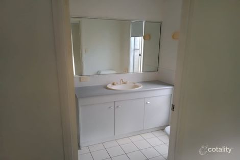 Property photo of 15 Grevillea Place Bridgeman Downs QLD 4035