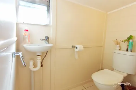 Property photo of 20 Lorikeet Avenue Toogoom QLD 4655