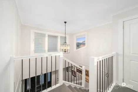 Property photo of 6 Rainbow Court Newport QLD 4020