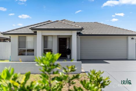 Property photo of 29 Rosemary Street Fern Bay NSW 2295