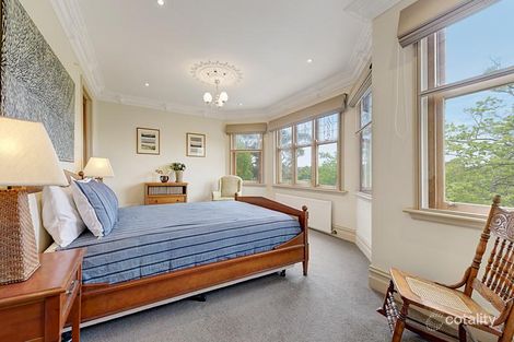 Property photo of 1/211 Highfield Road Camberwell VIC 3124