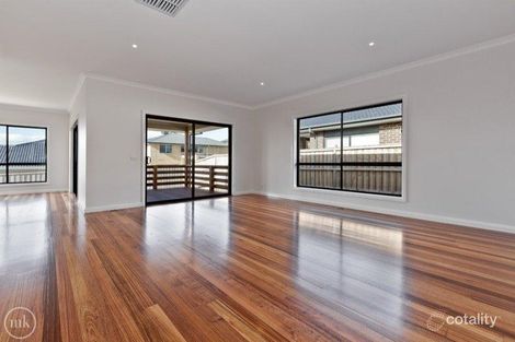 Property photo of 28 Pinnacle Views Doreen VIC 3754