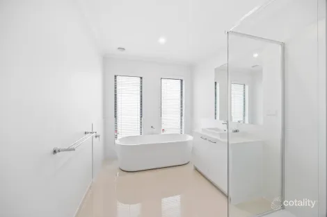 Property photo of 8 Martland Street Lucas VIC 3350