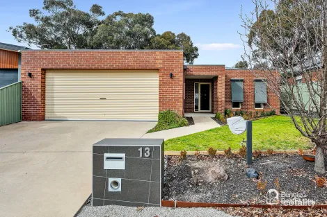 13 Parklands Way, Maiden Gully, VIC 3551
