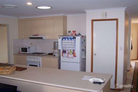 Property photo of 5 Walker Place Yass NSW 2582