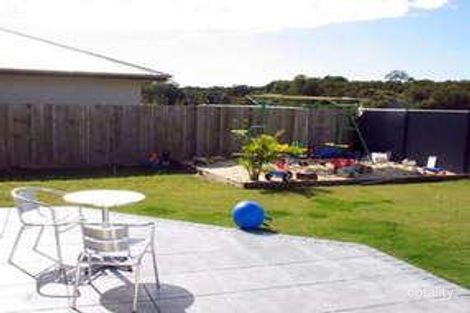 Property photo of 2 Lasiandra Close Suffolk Park NSW 2481