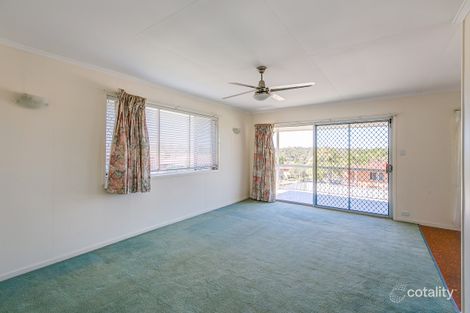 Property photo of 28 Fernshaw Street Macgregor QLD 4109