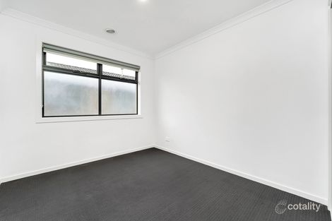 Property photo of 17 Trentbridge Road Tarneit VIC 3029