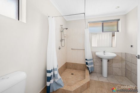 Property photo of 1/1 Shannon Road Mandurah WA 6210