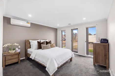 Property photo of 20 Blue Jay Crescent Tarneit VIC 3029