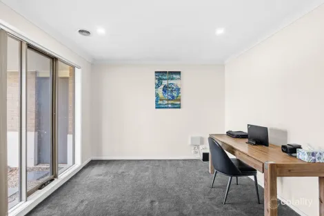 Property photo of 20 Blue Jay Crescent Tarneit VIC 3029