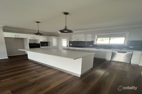 25c Macassar St, Cowra, NSW 2794