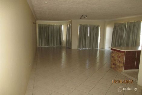 Property photo of 1/264 Marine Parade Labrador QLD 4215