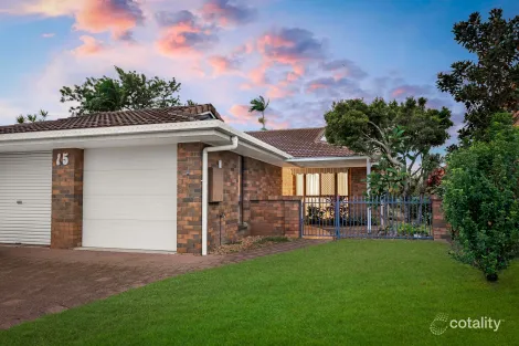Property photo of 2/15 Maiala Close Paradise Point QLD 4216