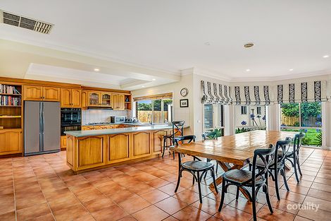 Property photo of 14 Bruce Way Taylors Lakes VIC 3038