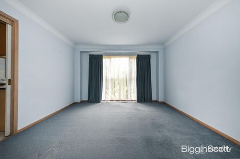 Property photo of 8 Daryl Avenue Glen Waverley VIC 3150
