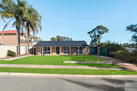 26 HAMLET CRES, ROSEMEADOW, NSW 2560