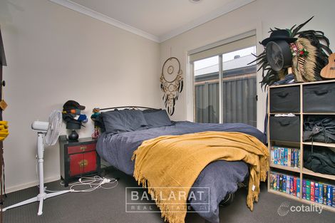 Property photo of 14 Monash Place Canadian VIC 3350