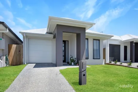 25 Divine St, Palmview, QLD 4553