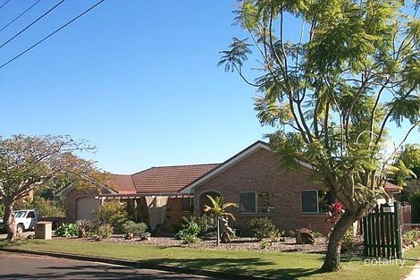 12 Downing St, Birkdale, QLD 4159