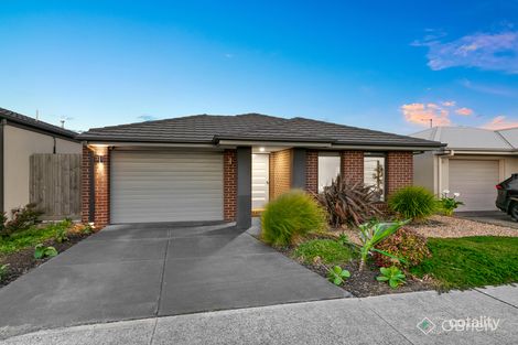 Property photo of 17 Mossey Crescent Cranbourne East VIC 3977