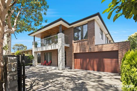 Property photo of 572 Highbury Road Glen Waverley VIC 3150